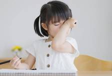 别大意！近期孩子身体出现这 5 个表现，是免疫力在「求助」