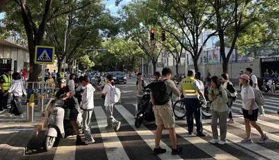 北京今日开启“开学”交通模式，早高峰提前至7点