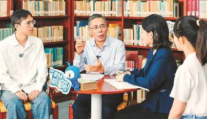 王永贵：上好思政课是个“体力活”