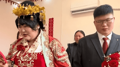 大衣哥女儿朱雪梅婚后生活曝光，网友：谁家刚结婚小夫妻这样相处