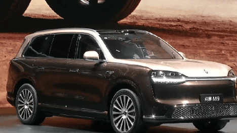 全新问界M9发布，余承东：地球性能最强SUV