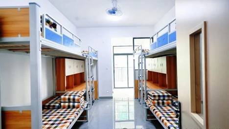 孩子辍学在家无所事事？来广西华南烹饪，用一门手艺重新定义未来！