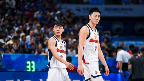 广东男篮两连败之后，主教练依旧充满信心:球队正朝好的方向建设