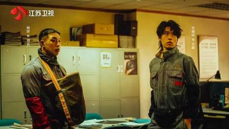 从植入漫才到作者亲身经历：《低智商犯罪》的喜剧基因从哪来？