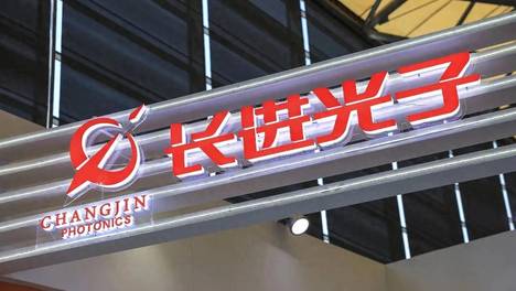 武汉，跑出一个600亿光纤新贵