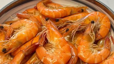 吃了多年鲜虾，才发现“原味白灼”最鲜！虾无腥紧实，低脂高蛋白！