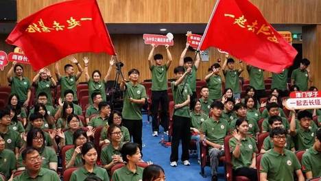 天津高校师生重走长征路，他们最深的感悟是……