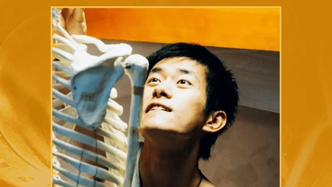 百花奖：易烊千玺获最佳男主角，卫诗雅获最佳女主角！
