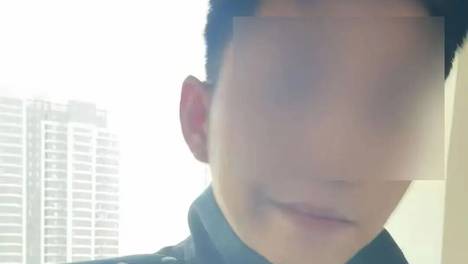 “‘00后’警察男友”，刑拘！