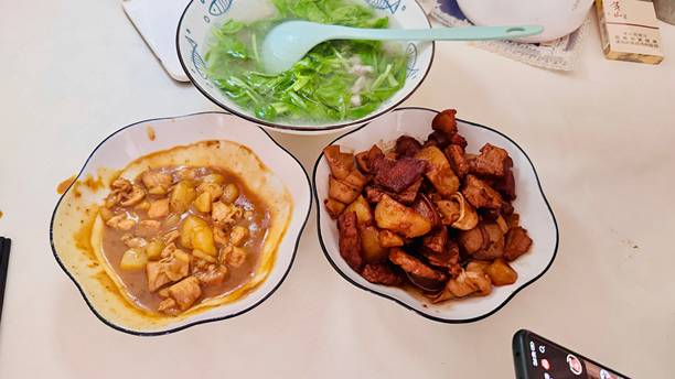 吃饱饱没烦恼，荤素美味的一餐