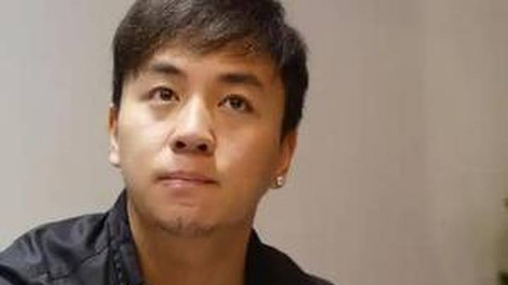 身家亿万亲爹吸血多年，现37岁无人问津的释小龙，到底做错了什么？