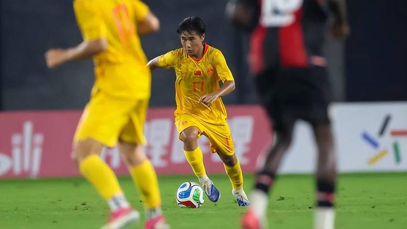 8.9日：60秒连捅两刀！U17国足把德甲豪门打懵了，这次真不是靠运气