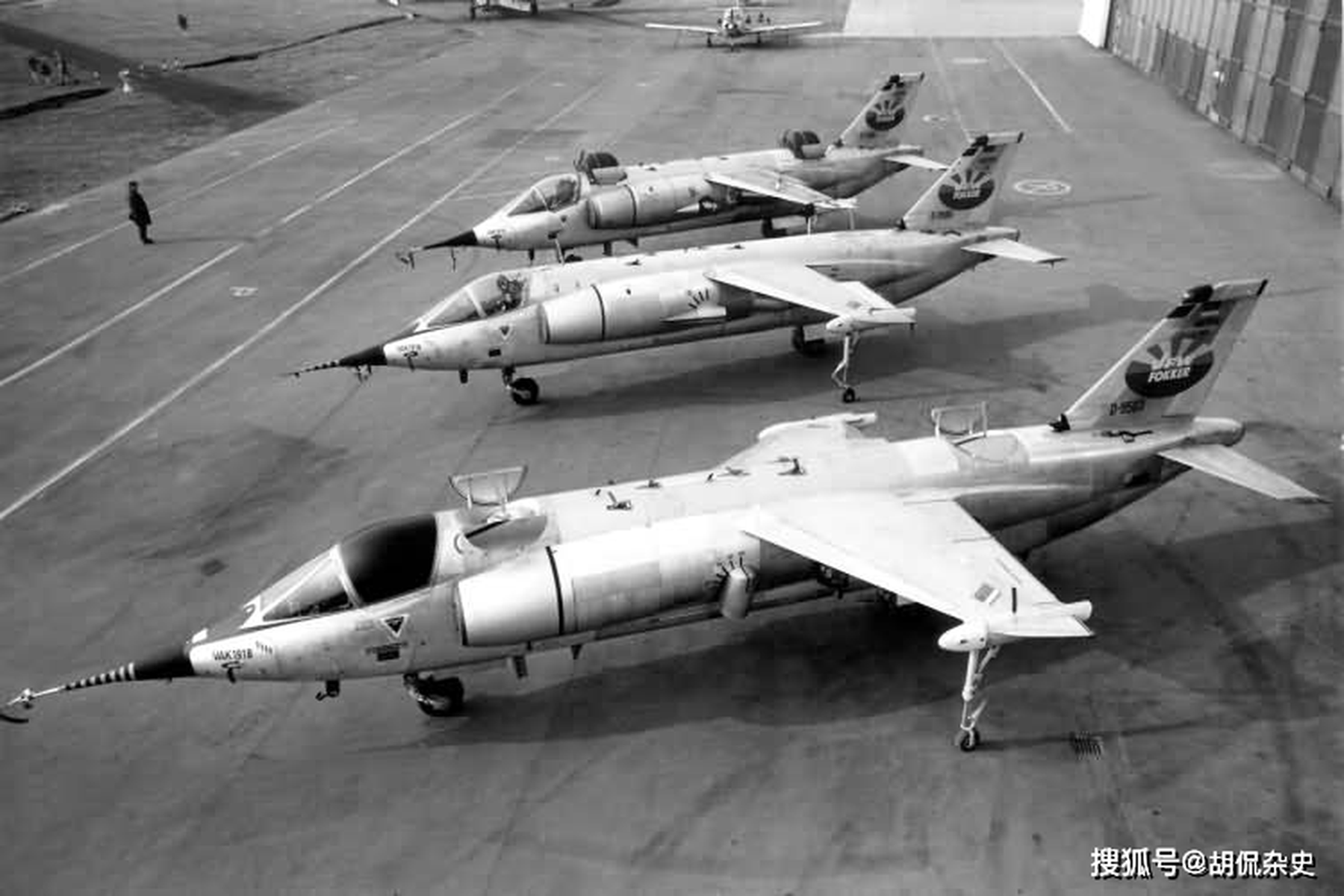 德国的 VAK 191B 垂直起降（VTOL）战斗机