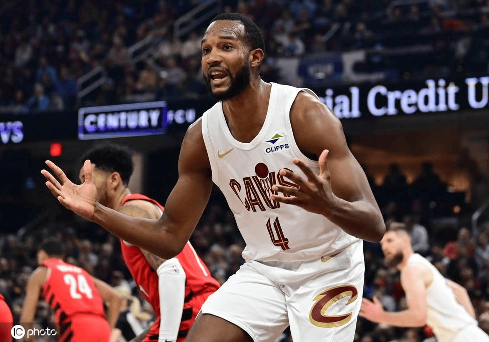 历届 最佳防守 球员最终相关图片2