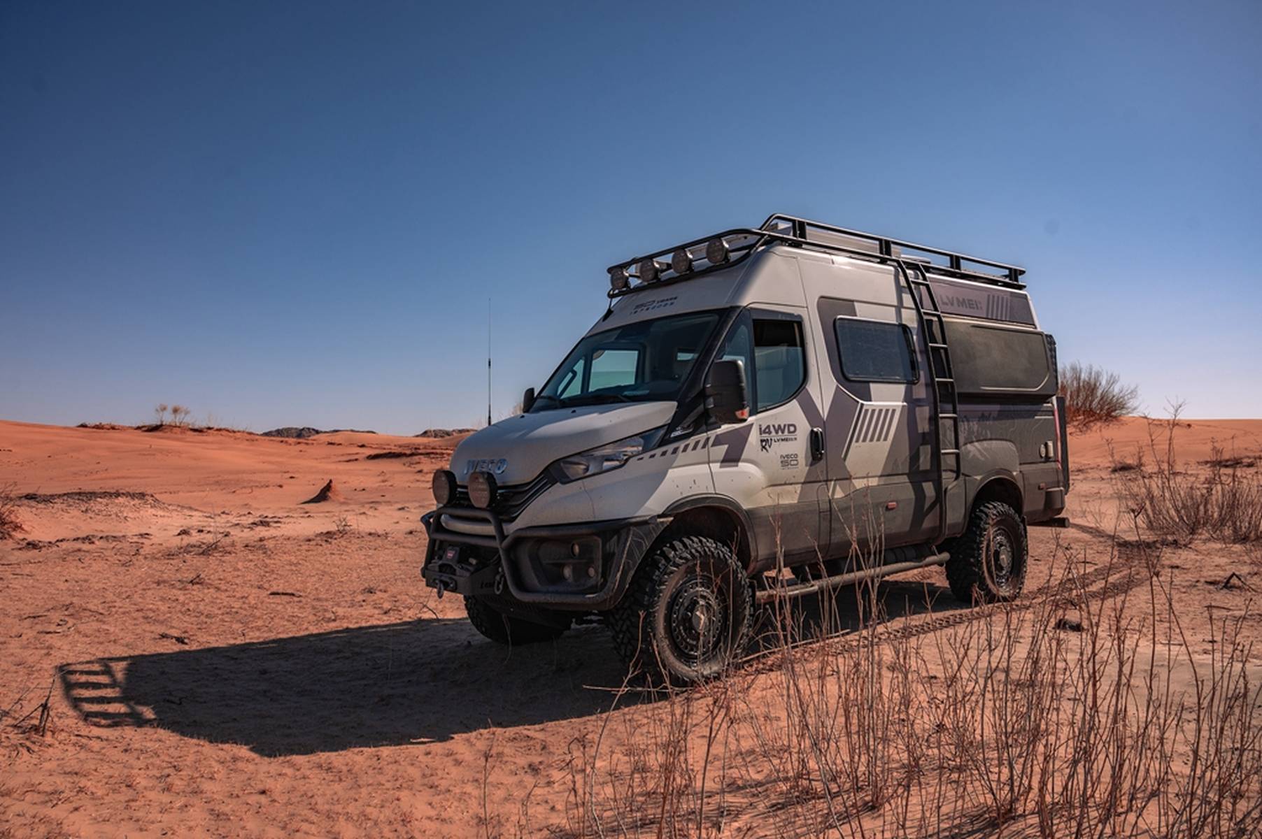 强大的越野四驱能力旅美速腾意大利newdailyb型四驱越野房车