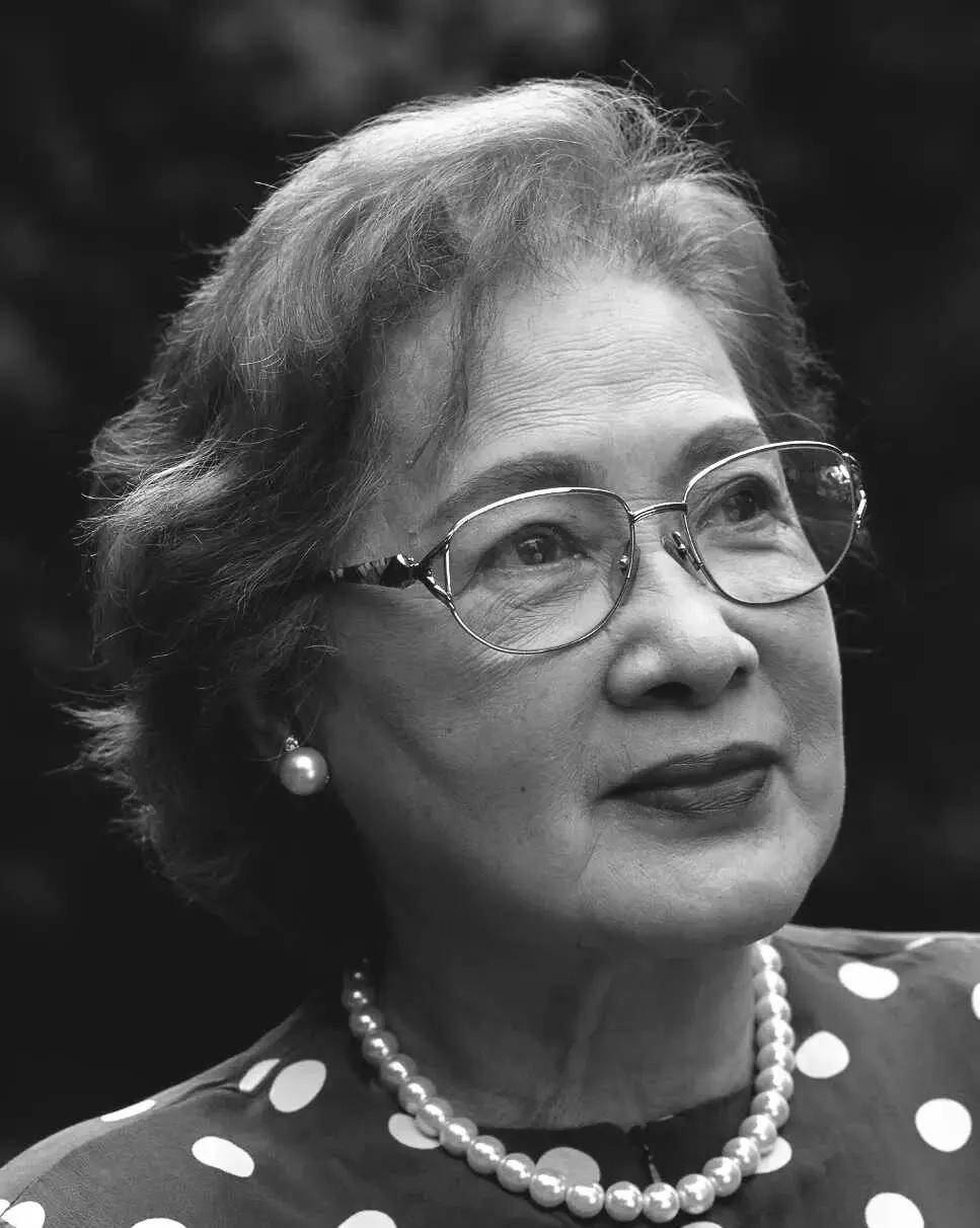 儿子金捷去世以后,秦怡回忆:他得疯病都是我的原因,我对不起他_孩子