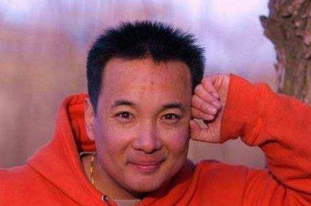 史上"最"狂逃犯,潜逃十三年不忘拍戏,结果电视剧太火反被抓获_吉世光