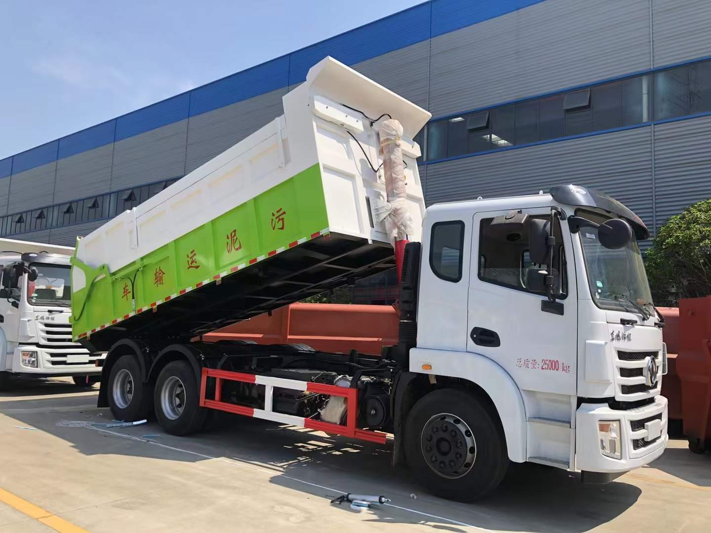 压缩站对接式垃圾车 25方后双桥环卫垃圾运输车_液压_箱体_垃圾箱