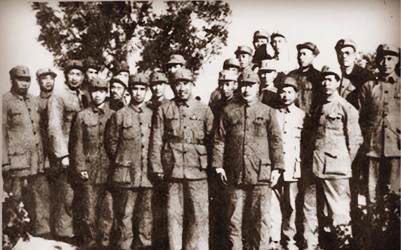 徐文烈:曾任50军政委,后被开除党籍遣送回家,每月领60元生活费_长春