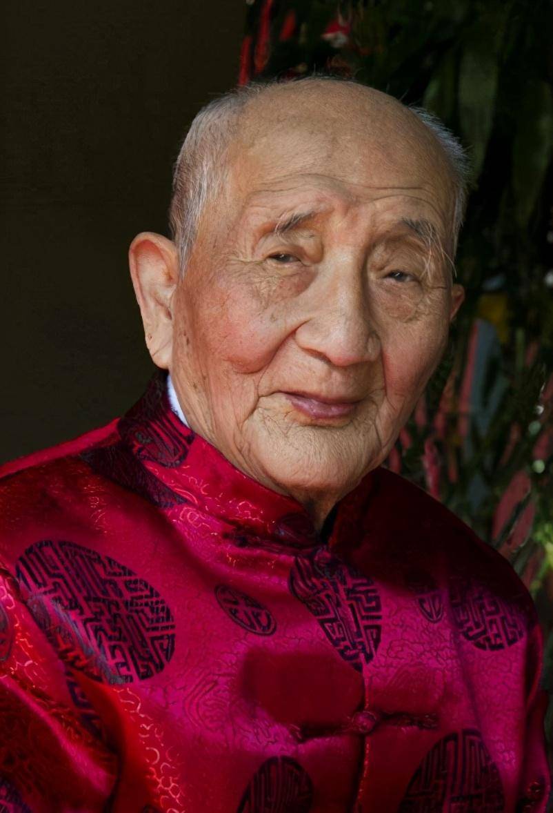 中国最后一位健在御医,现年103岁_爱新觉罗_鹦烈_宫廷