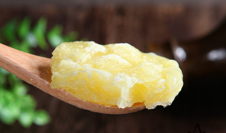 蜂王浆对人都有哪些功效及作用?_品质_北大荒_产品