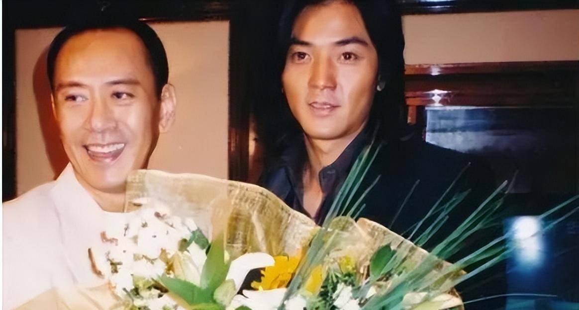 郑伊健,周海媚,容祖儿以及内地的胡兵等,都是罗文的徒弟.