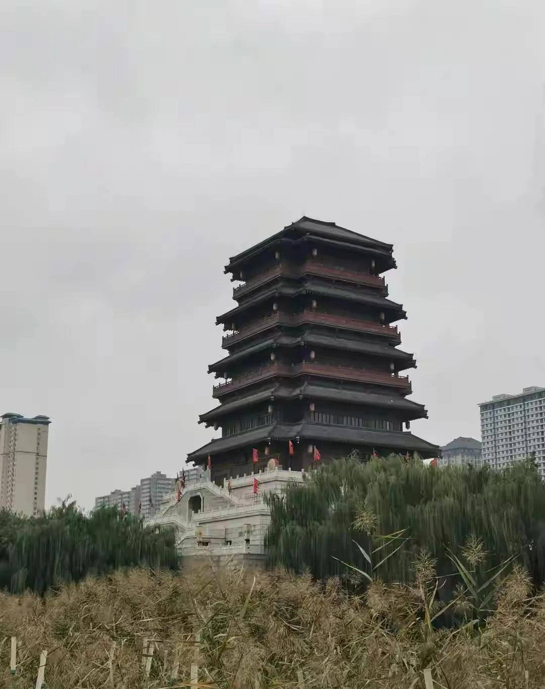 拜谒西北政法大学南校区张汤墓:我把你当知己,你只当我是一把刀_汉武