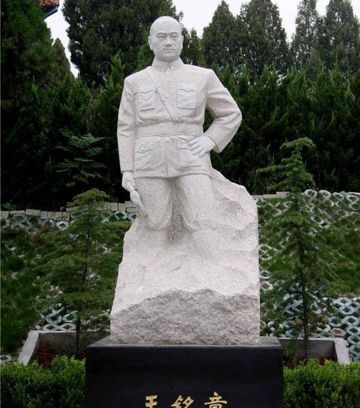 王铭章将军壮烈殉国,和他一起牺牲的,还有一位不知名的县长_周同_日军