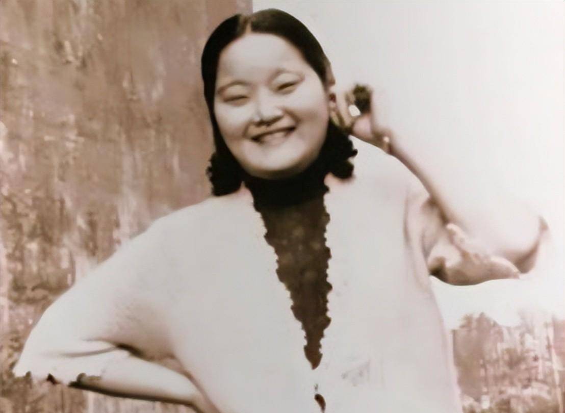 七君子之一史良:在世时"雍容华贵",离世时众人才知首饰皆假货_妇女