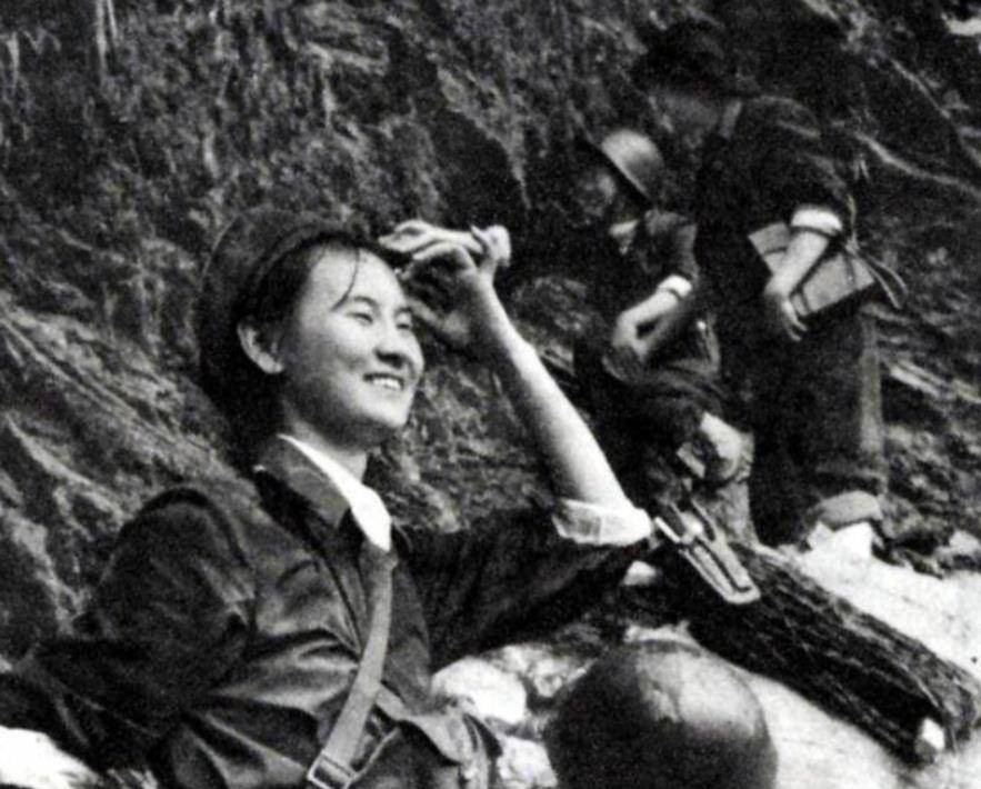 121师的九名女卫生员,分别是医生韩思宁,护士杨宜玲,张战勤,王荣慧,申