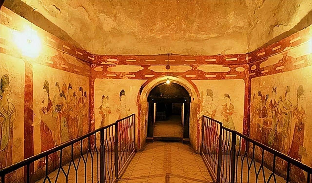 武则天墓前有61个无头石人,千百年来难以解释,后被考古专家解开