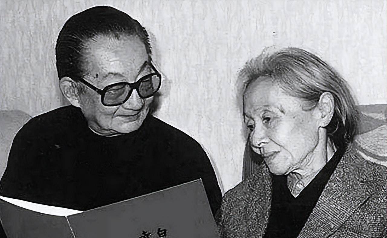 大清覆灭后,格格们都嫁给了谁?其实好些明星都是满清贵族后裔!