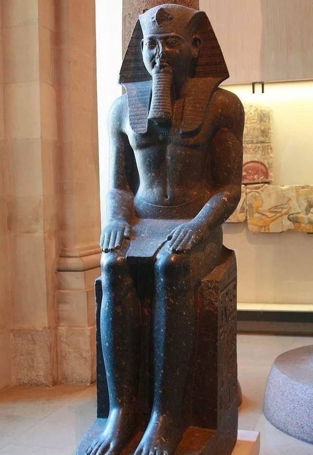 古埃及雕塑介绍图片