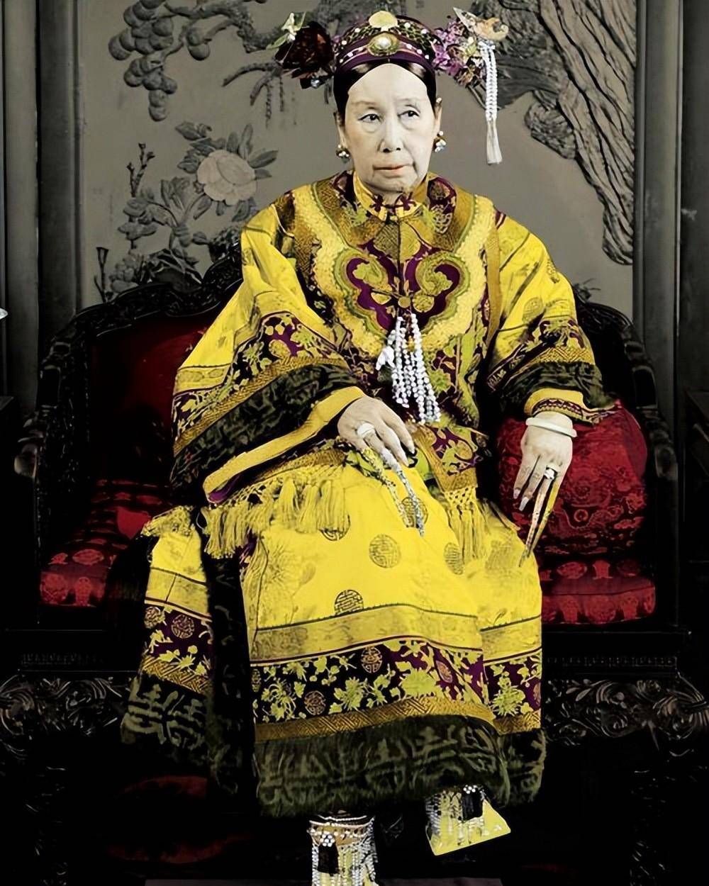 1950年,清朝最后一位摄政王出售王府,价钱为九十万斤小米_慈禧_光绪帝
