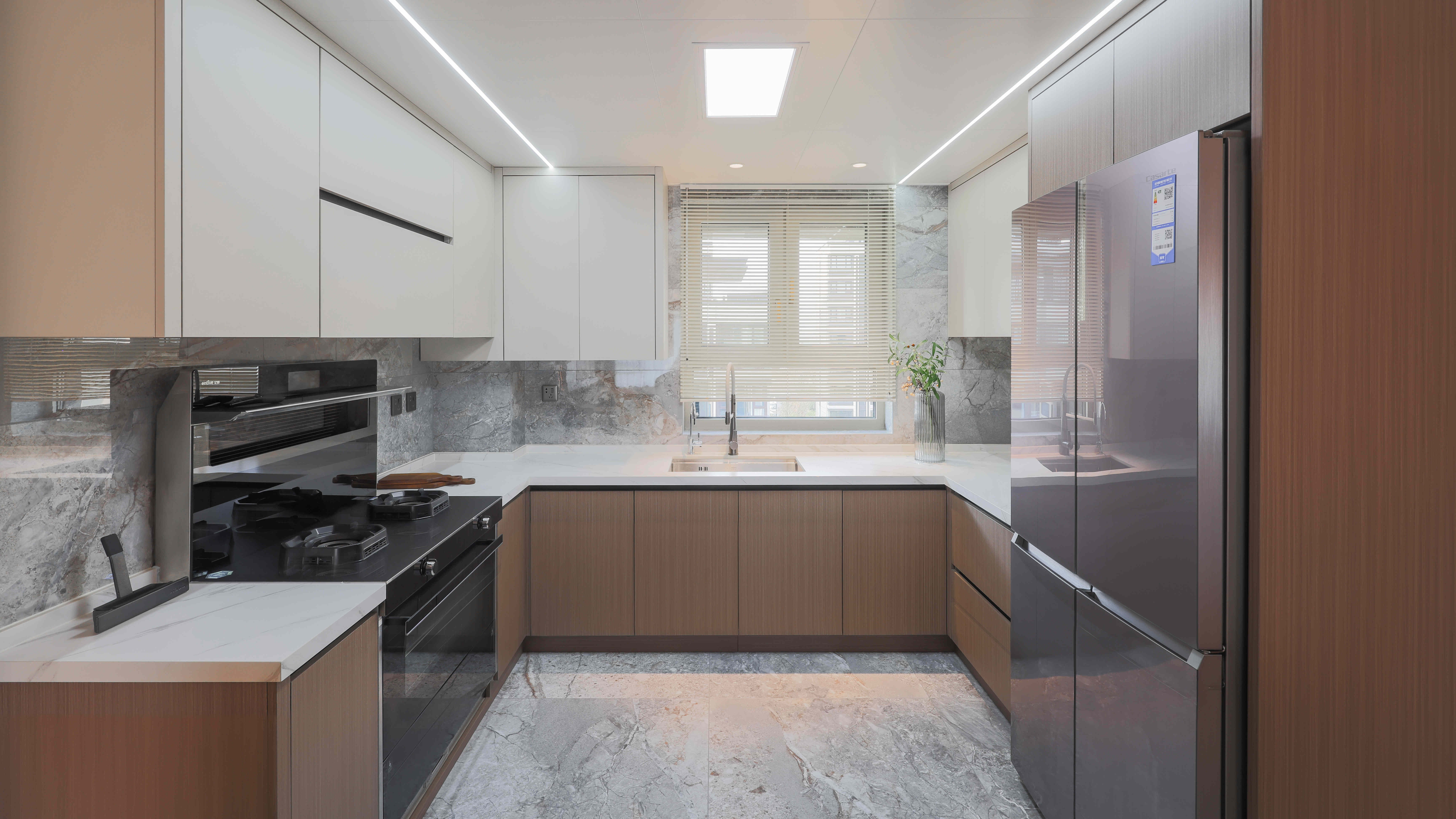 设计师张春茗 : 作品《 现代轻奢》丨致敬中国设计力量