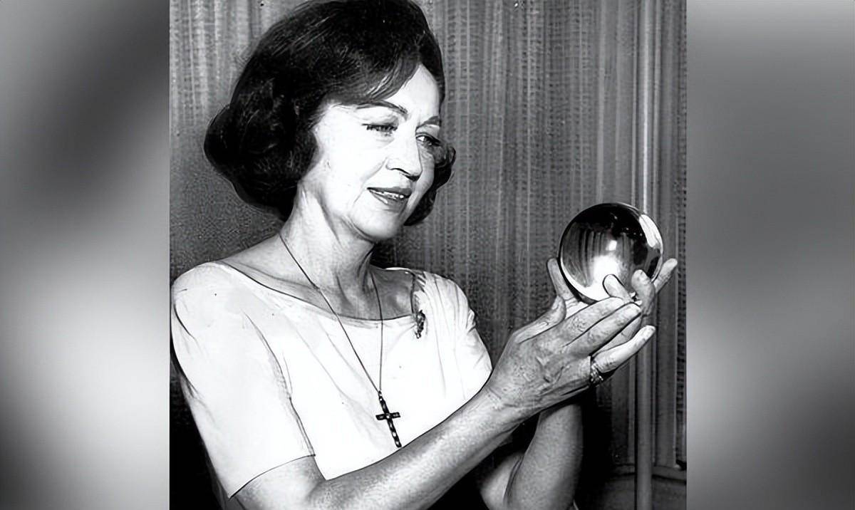 美国著名女预言家,曾准确预言罗斯福寿命,最后一个预言关于中国_珍妮