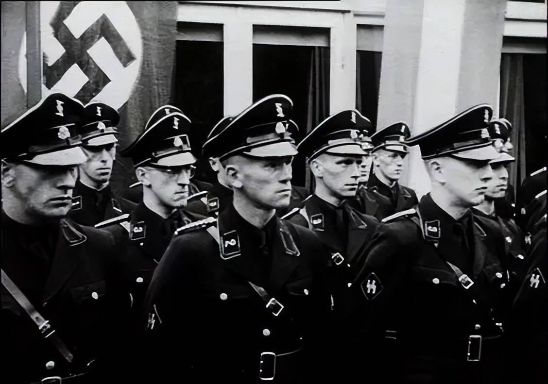 在战争期间纳粹匪徒野蛮地从无数个家庭之中,从数以几百万计的犹太人