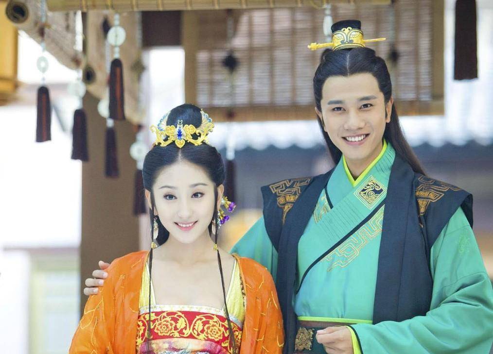 隋文帝杨坚为什么将尤物冯小怜送人?是害怕妻子,还是另有深意