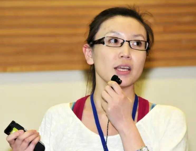 自作自受的薛鹏事件多次反转,又一个"精致利己主义"闹剧?