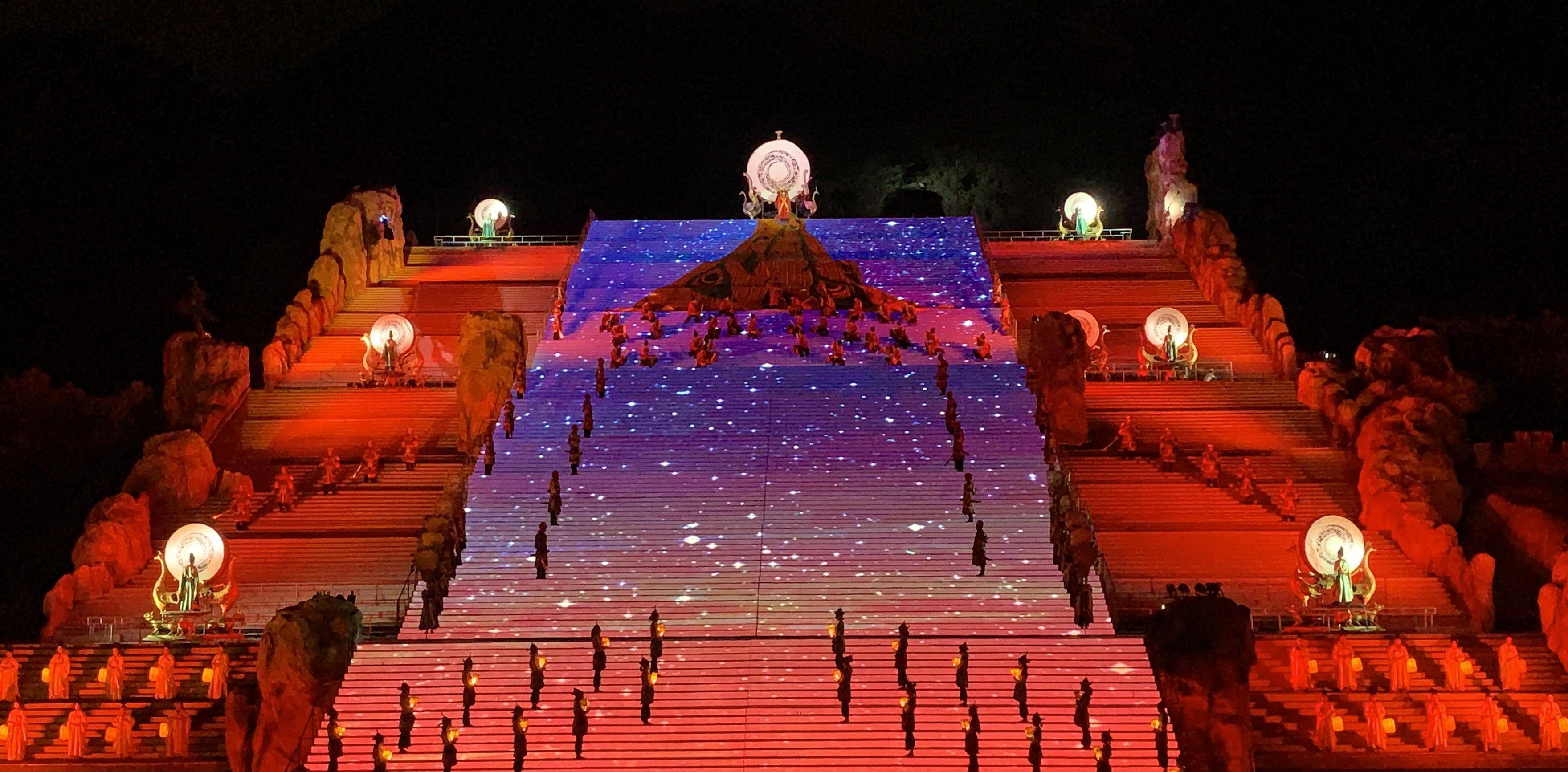 秦始皇召集了70多名儒生,酝酿着一场史无前例的大动作:封禅大典_泰山