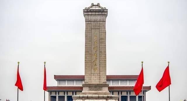 1956年浙江一木匠被捕不断喊冤,警察冷笑道:忘了14年