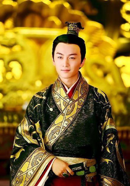 公元前74年,长安未央宫的第三任新主人,为何却是个?