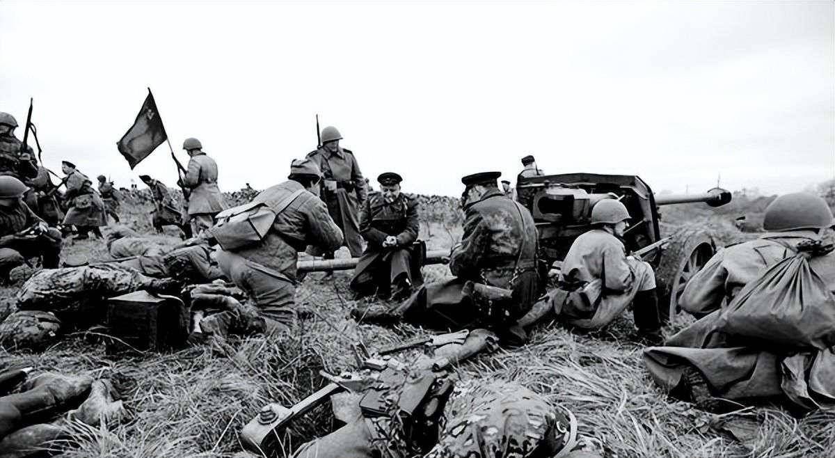 由于莫斯科附近阵地体系比较完善,德军正面进攻的部队,并没有什么迂回