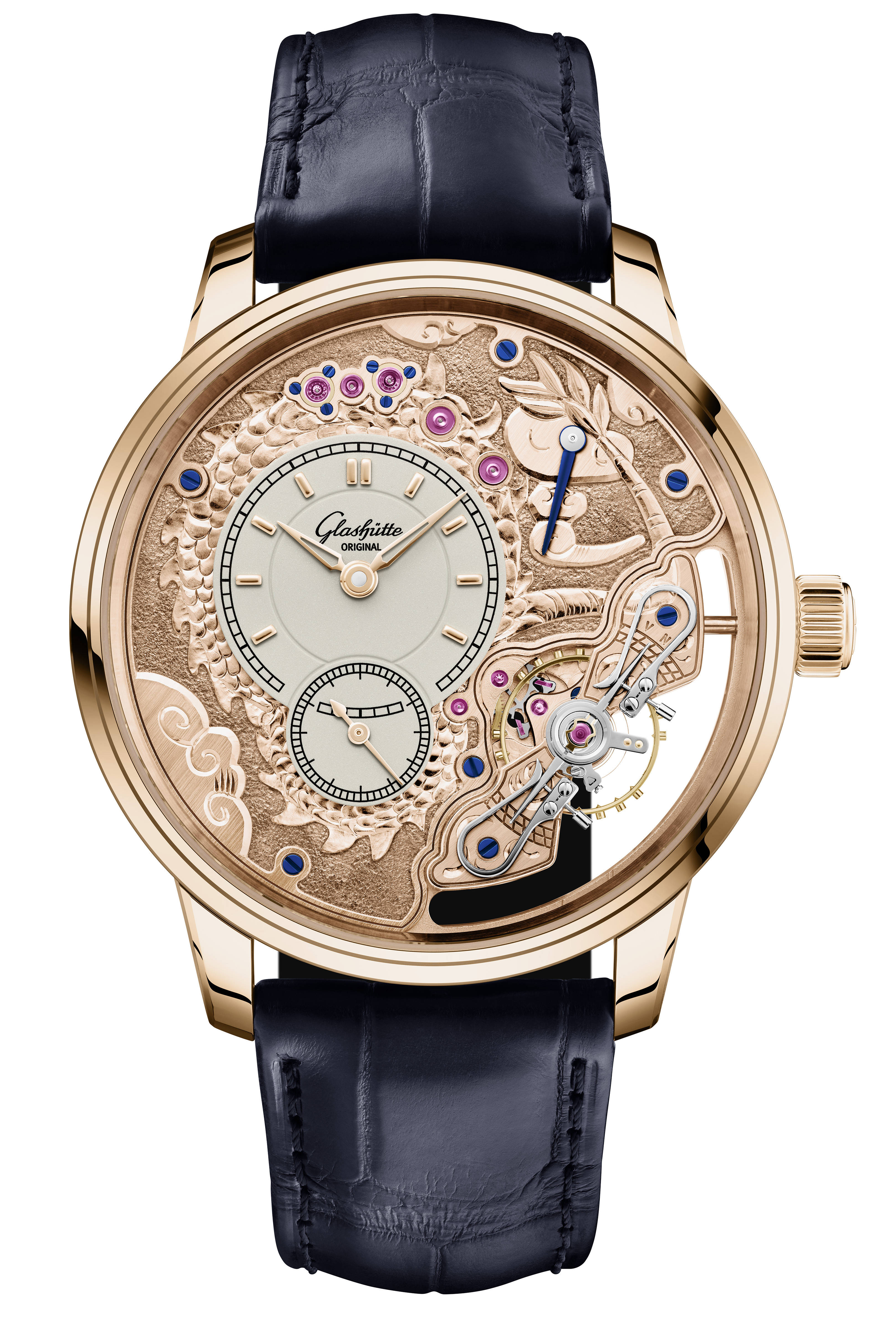 这枚龙年腕表的工艺有点特别