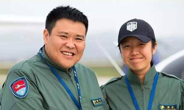 汶川地震后,张昕宇和梁红决定支援汶川.