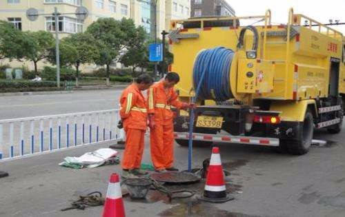 鎮江市新區丁卯鎮汙水雨水管道高壓清洗_化糞池_汙泥_市政