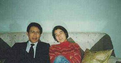 一生再不会结婚的焦晃,最终还是遇到了那个有缘人,她就是记者陈晓黎