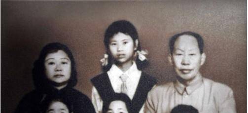 美女施展手段翻云覆雨,竟然成为一省太上皇_万淑芬_贵州_王家烈