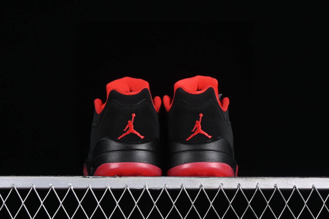 乔丹air jordan 5 retro low alternate 90 黑红低帮篮球鞋_红色_黑色