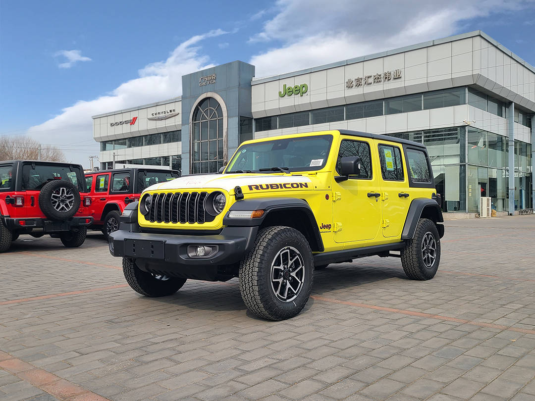 2024款jeep牧马人罗宾汉四门版荧光黄到店 北京第一台实拍首发_动力_